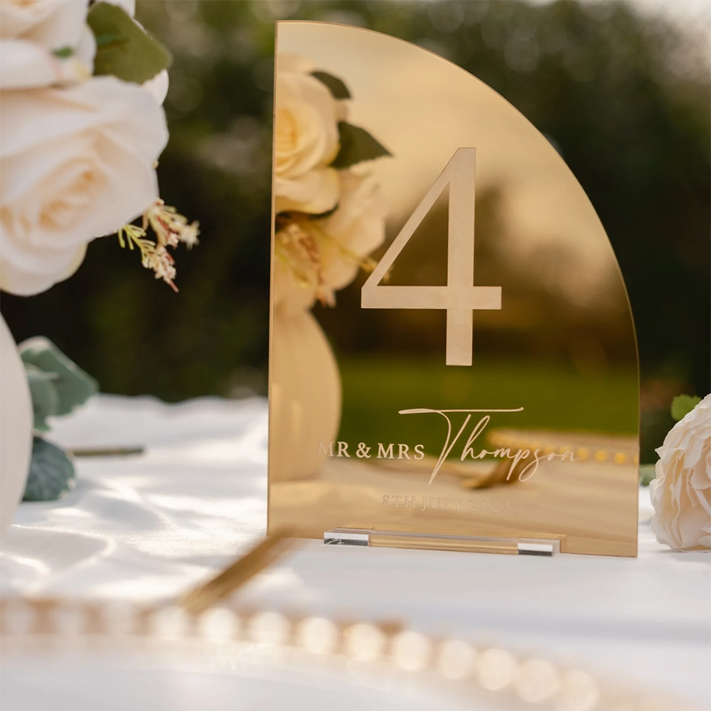 Table Number Gold - Insegna Personalizzata per Bar Matrimoniale in